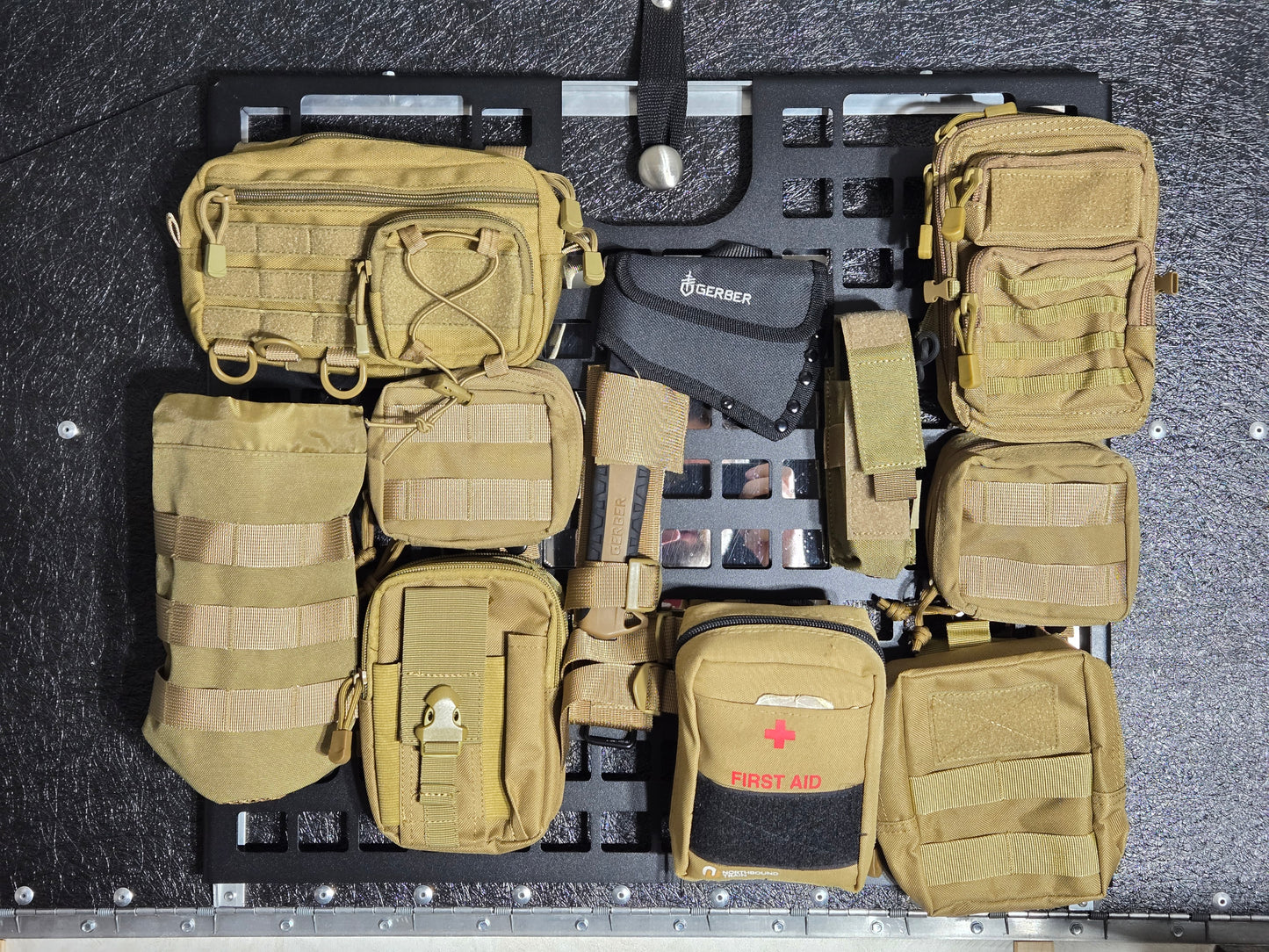 Four Wheel Camper Lift Board MOLLE Panel