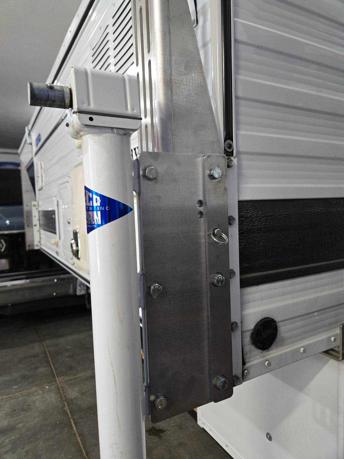 Side Mount Brackets V2 (Pair)