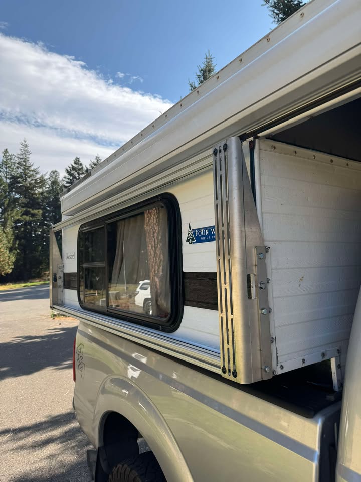 Side Mount Brackets (Pair) - Accessory