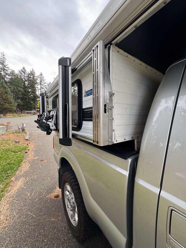 Side Mount Brackets (Pair) - Accessory